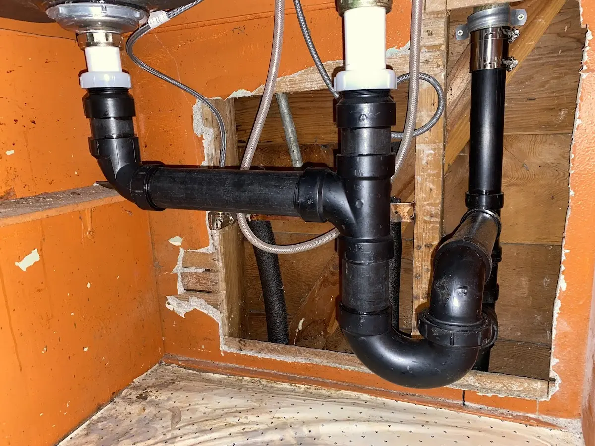 Professional Pipe Bursting equipment and tools on the job in Lysander